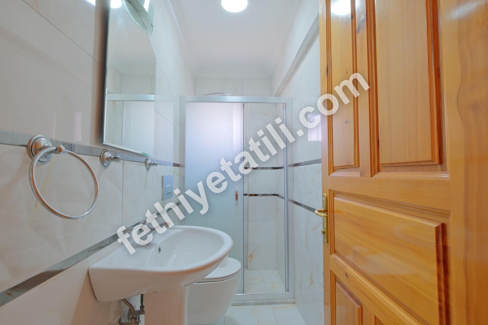 Gallery 27